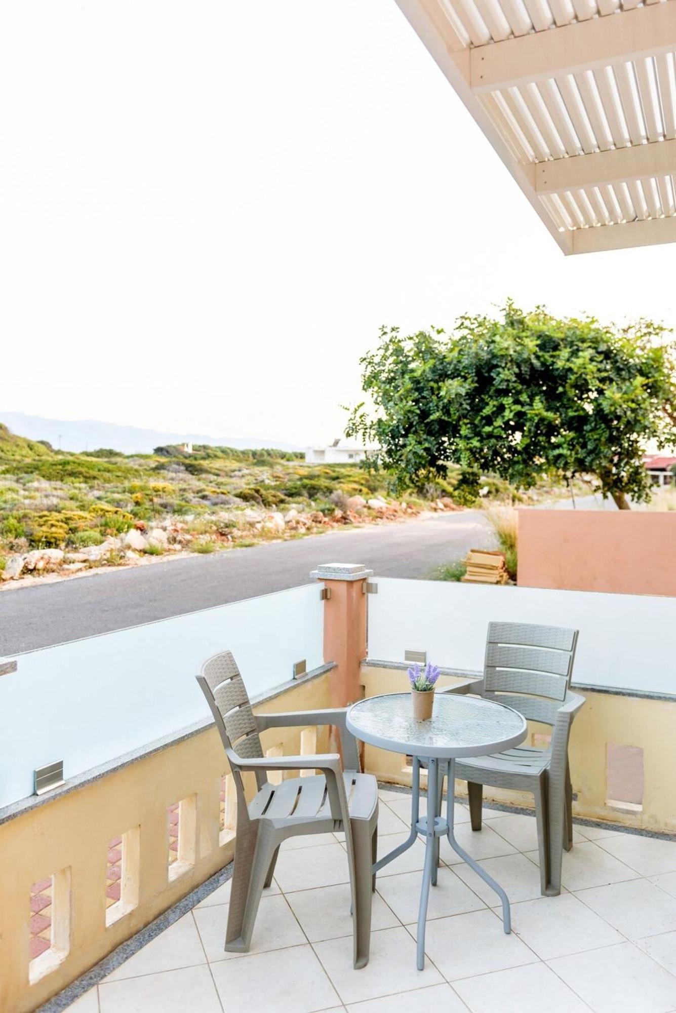 Marillia With Balcony Apartment *